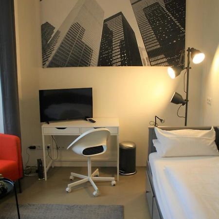 Apartment 2 / Ein - Zweipersonen Mannheim Buitenkant foto