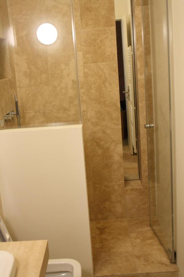 Apartment 2 / Ein - Zweipersonen Mannheim Buitenkant foto